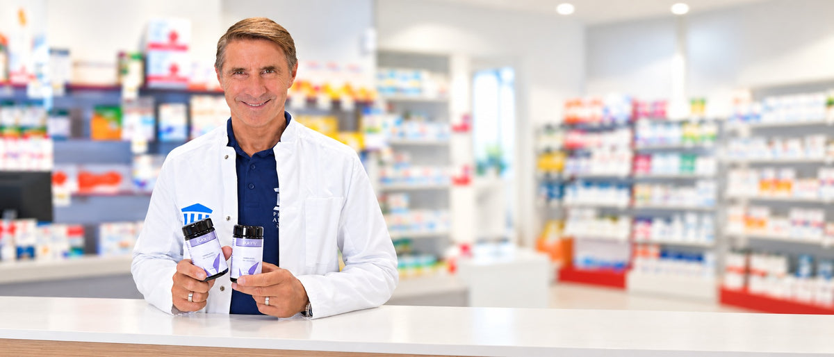 Apotheker Martin Stahn mit liviany Formulatur I AM und PM